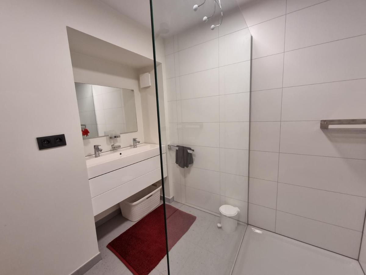 Susberg 3 Luxe Verblijf Met Zwembad En Sauna NeerNeerpelt المظهر الخارجي الصورة