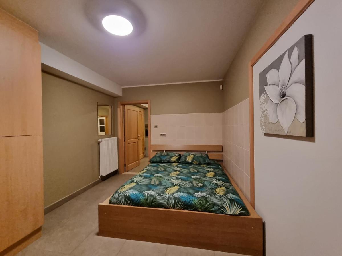 Susberg 3 Luxe Verblijf Met Zwembad En Sauna NeerNeerpelt المظهر الخارجي الصورة